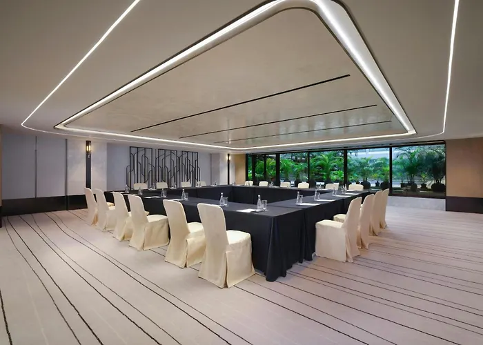 Sheraton Hong Kong Hotel & Towers