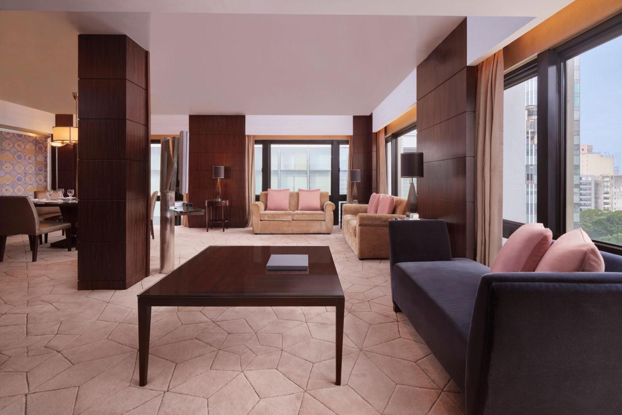 Отель Sheraton & Towers 5*
